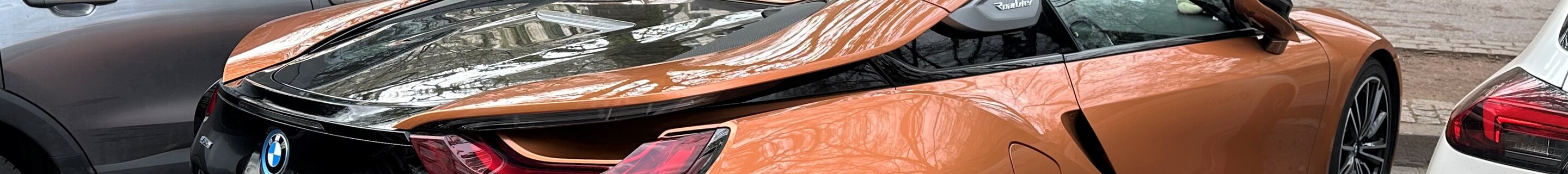 BMW i8 Roadster