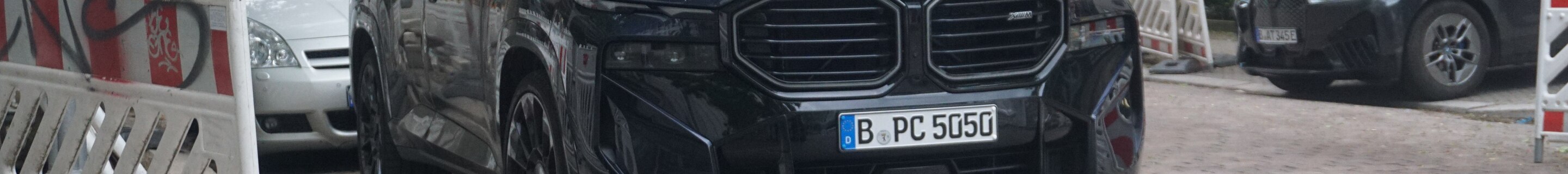 BMW XM G09