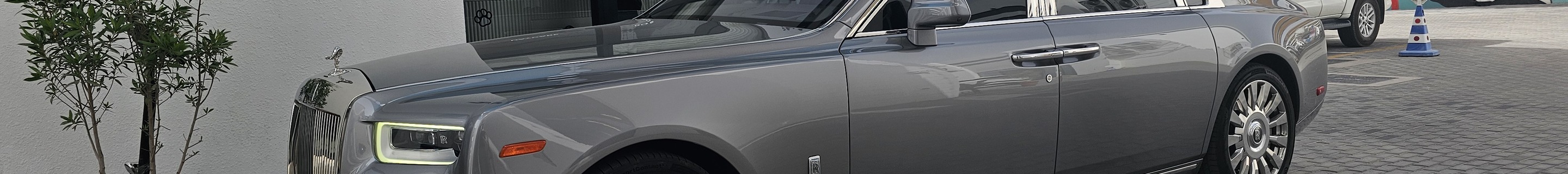 Rolls-Royce Phantom VIII EWB