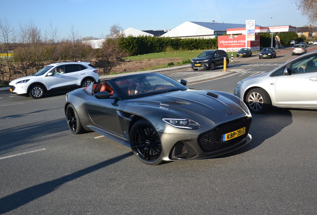 Aston Martin DBS Superleggera Volante