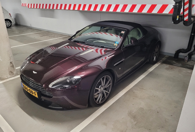 Aston Martin V8 Vantage Roadster 2012