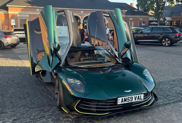 Aston Martin Valhalla