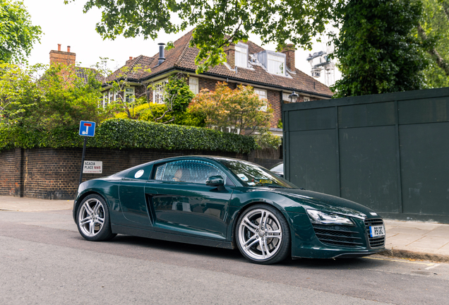 Audi R8
