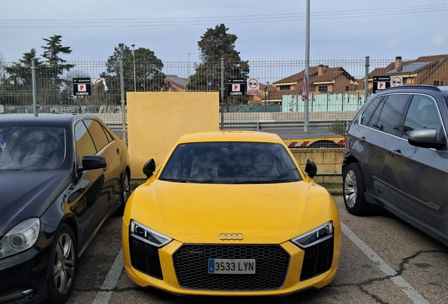 Audi R8 V10 Plus 2015