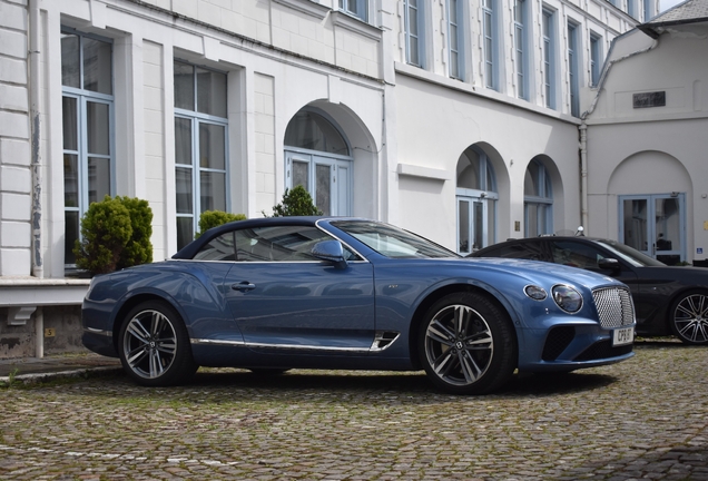 Bentley Continental GTC V8 2020