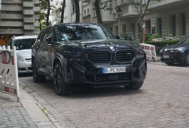BMW XM G09