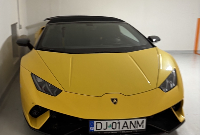 Lamborghini Huracán LP640-4 Performante Spyder