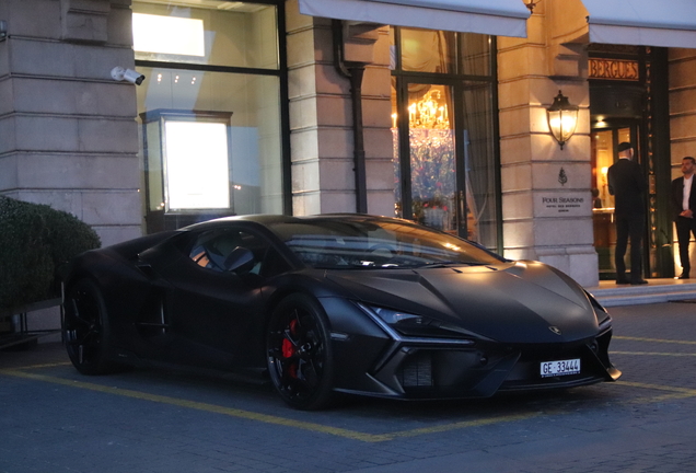 Lamborghini Revuelto