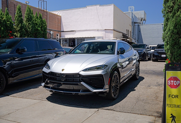 Lamborghini Urus SE
