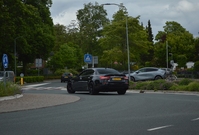 Maserati Quattroporte GTS 2013