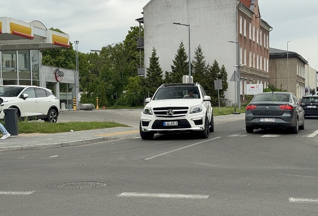Mercedes-Benz GL 63 AMG X166
