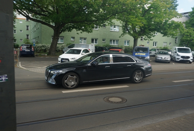 Mercedes-Maybach S 680 X223