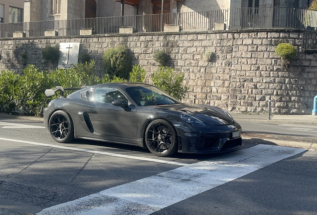 Porsche 718 Cayman GT4 RS