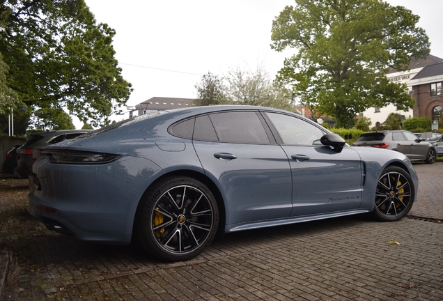 Porsche 971 Panamera Turbo S E-Hybrid MkI