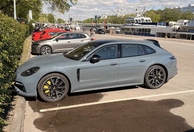 Porsche 971 Panamera Turbo Sport Turismo