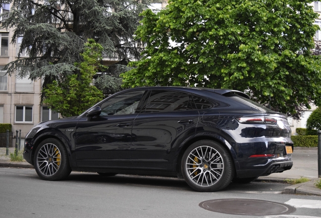 Porsche Cayenne Coupé Turbo S E-Hybrid