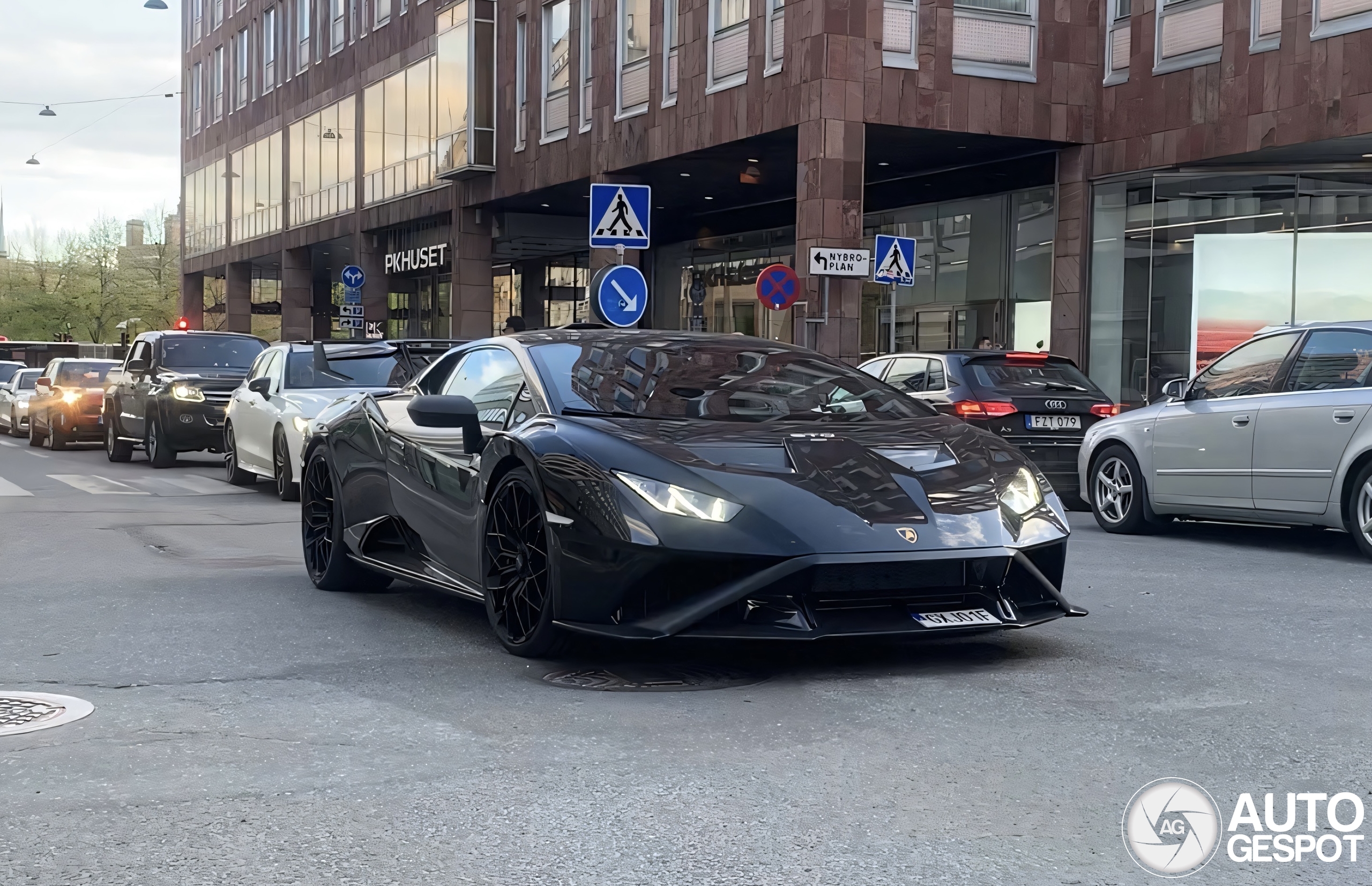 Lamborghini Huracán LP640-2 STO