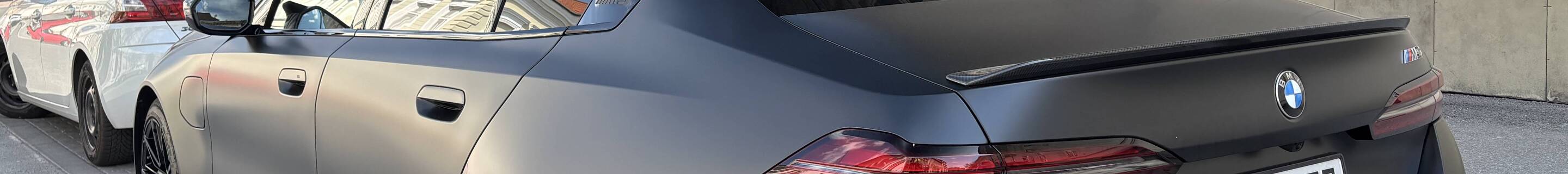 BMW M5 G90