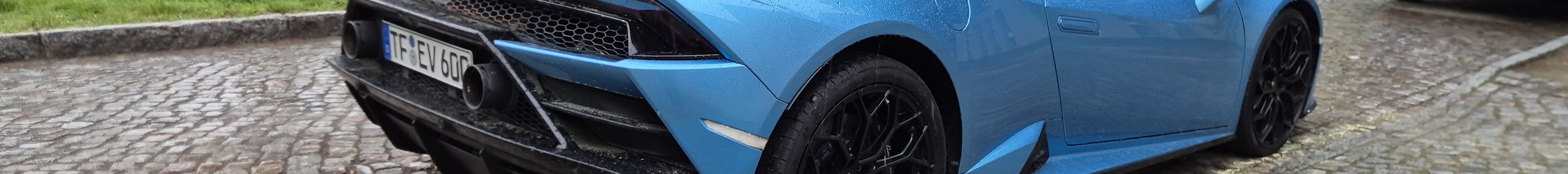 Lamborghini Huracán LP640-4 EVO Spyder
