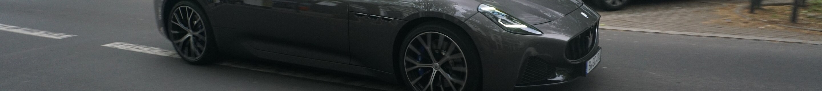 Maserati GranCabrio Modena