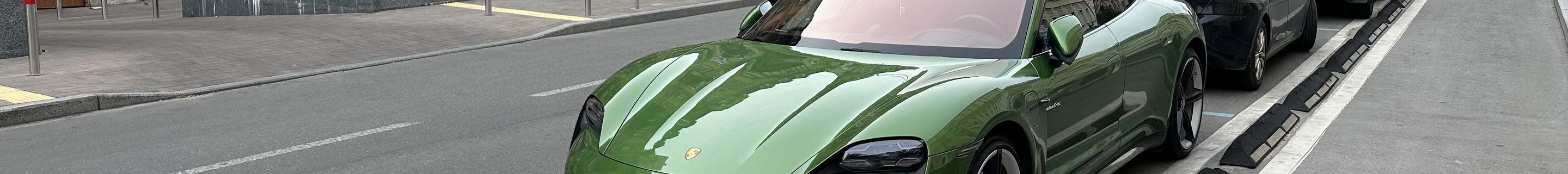 Porsche Taycan Turbo MkI