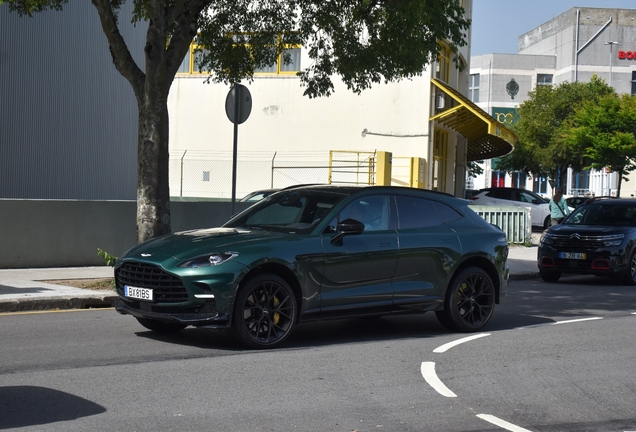 Aston Martin DBX707