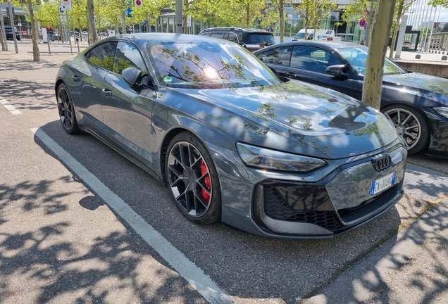 Audi RS E-Tron GT 2025