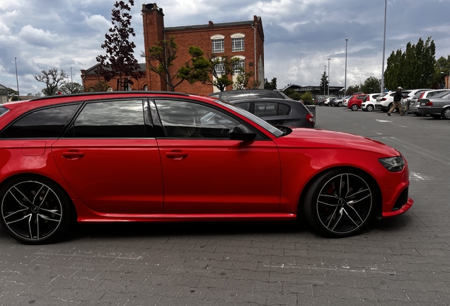 Audi RS6 Avant C7 2015