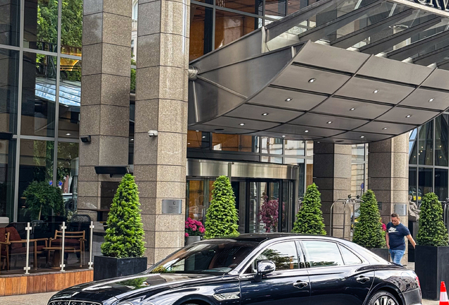 Bentley Flying Spur Mulliner 2025
