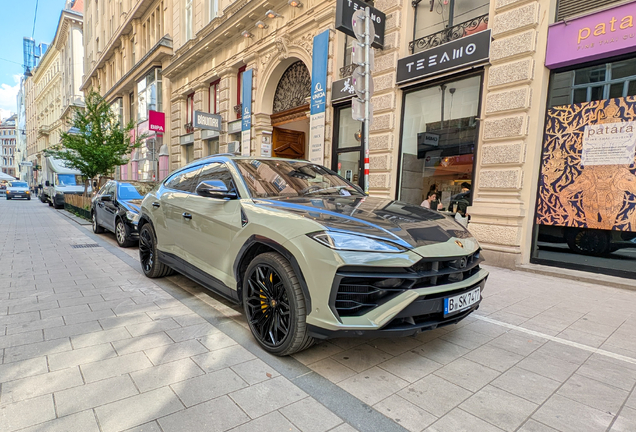 Lamborghini Urus SE