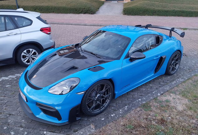 Porsche 718 Cayman GT4 RS Weissach Package