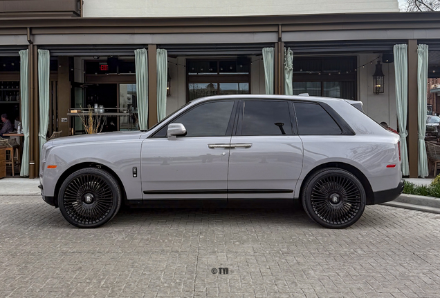 Rolls-Royce Cullinan Black Badge
