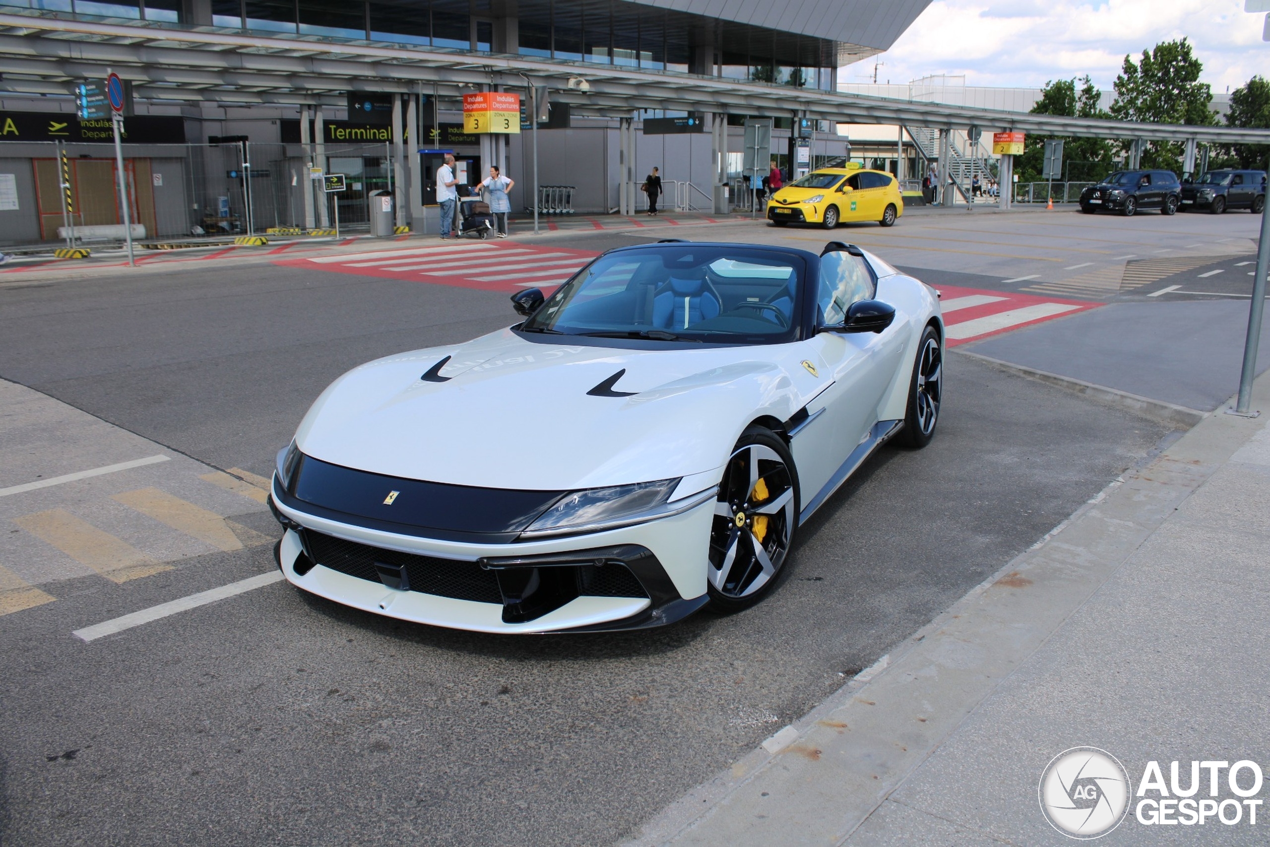 Ferrari 12Cilindri Spider