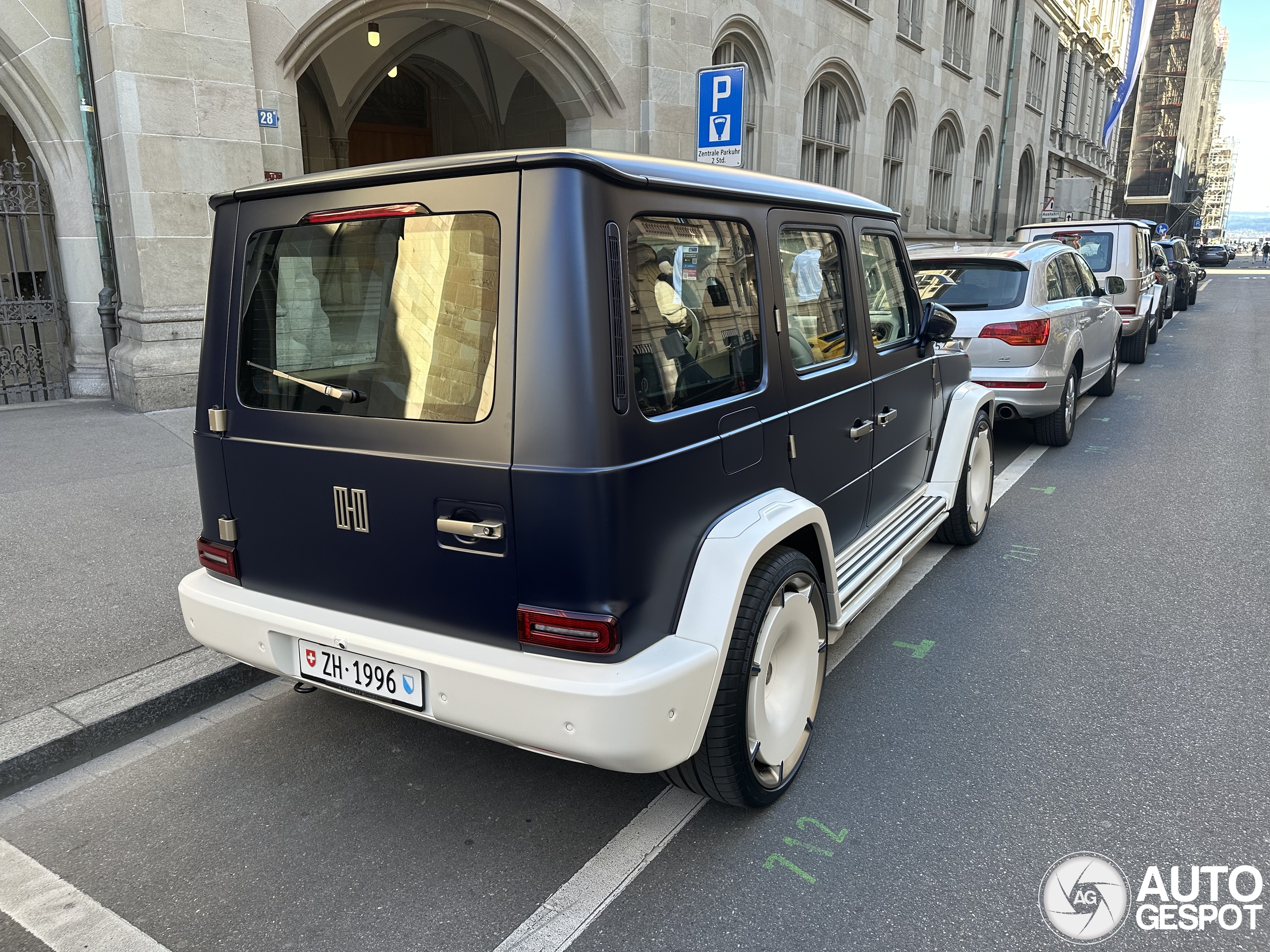 Unieke Mercedes G-klasse is een nekkendraaier