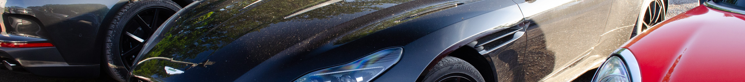 Aston Martin DB11 AMR