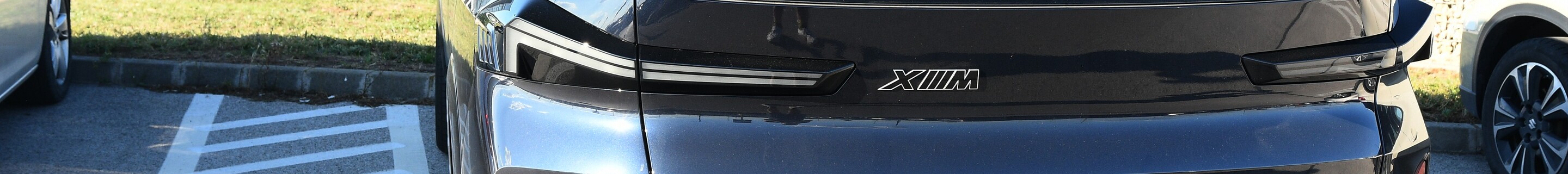 BMW XM G09