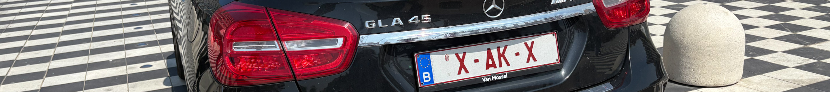 Mercedes-Benz GLA 45 AMG Edition 1