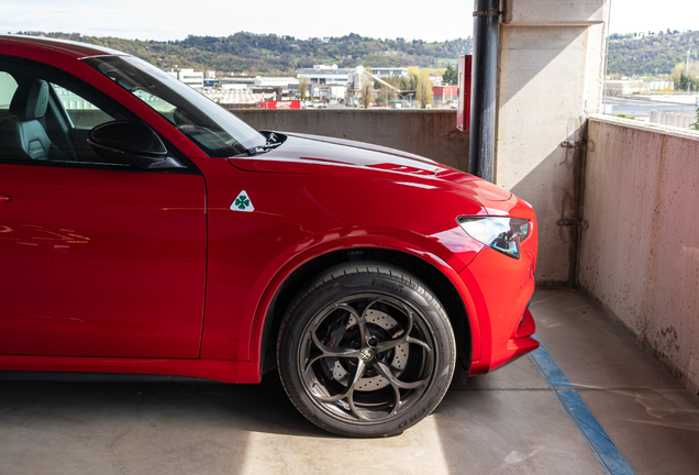 Alfa Romeo Stelvio Quadrifoglio 2023