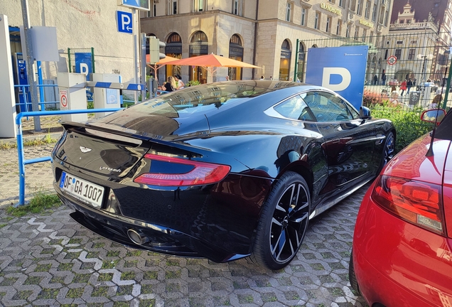 Aston Martin Vanquish 2013