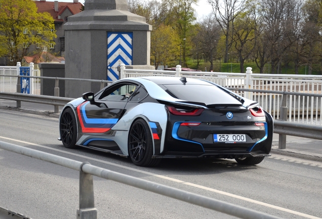 BMW i8