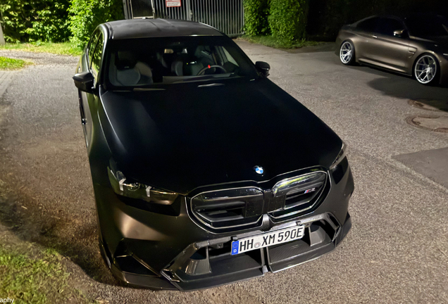 BMW M5 G90