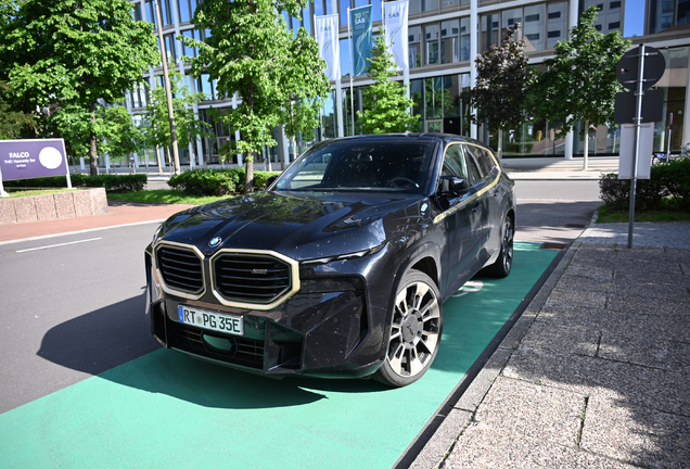 BMW XM G09