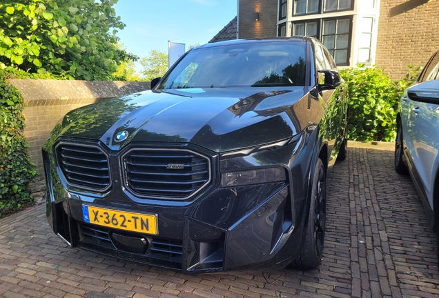 BMW XM G09