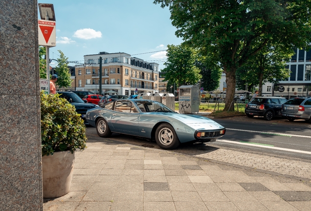 Ferrari 365 GTC/4