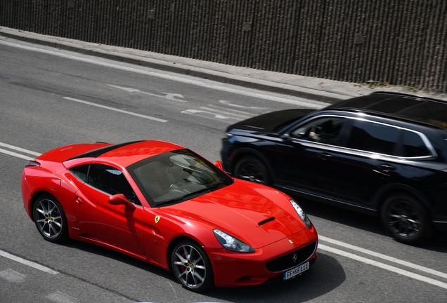 Ferrari California