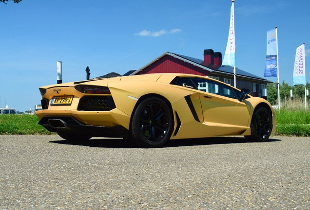 Lamborghini Aventador LP700-4