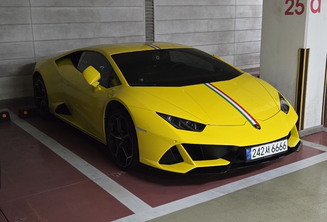 Lamborghini Huracán LP640-4 EVO