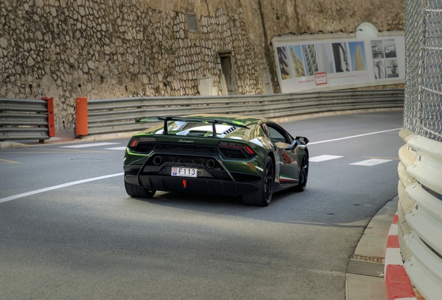 Lamborghini Huracán LP640-4 Performante