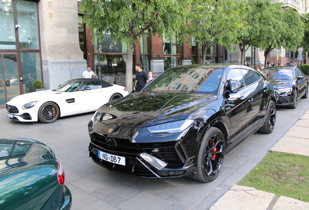Lamborghini Urus S