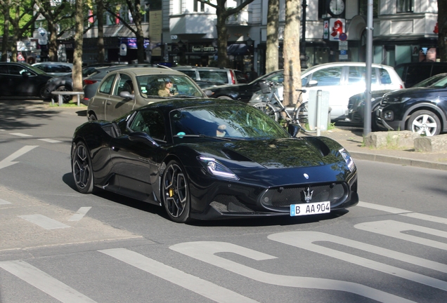 Maserati MC20